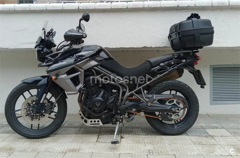 Triumph Tiger 800 XR – Vista 11