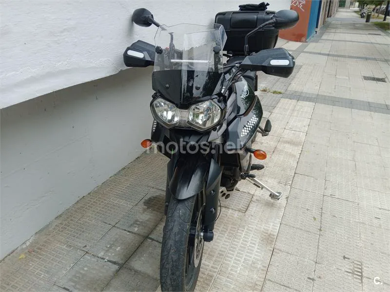 Triumph Tiger 800 XR – Vista 7