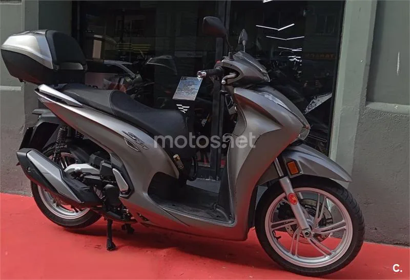Honda SH 350i – Vista 3
