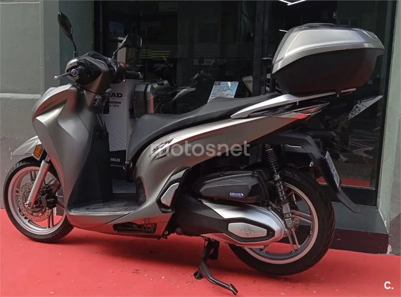 Honda SH 350i – Vista 6