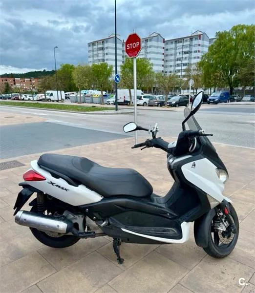 Yamaha XMAX 125 – Vista 4