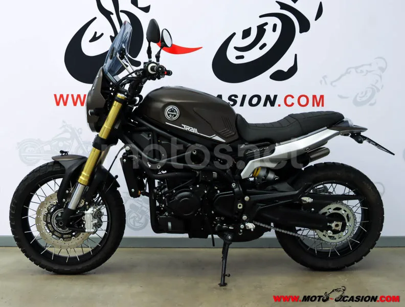 Benelli Leoncino 800 – Vista 7