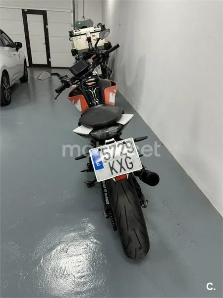 KTM 125 – Vista 5