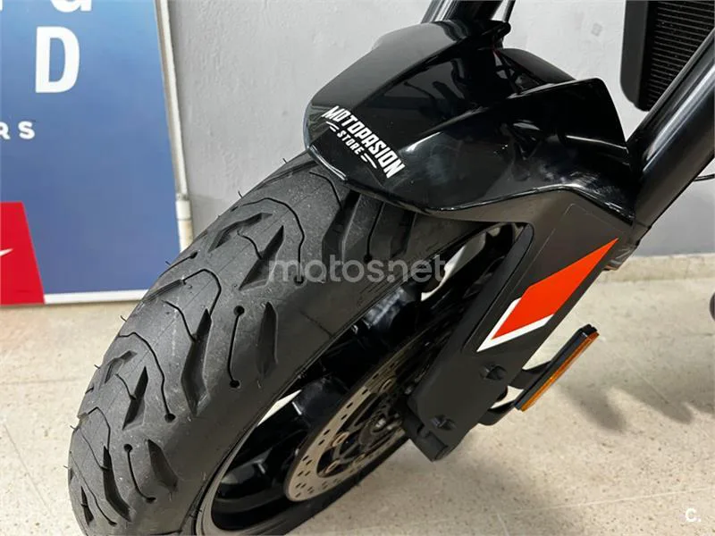 KTM 790 – Vista 8