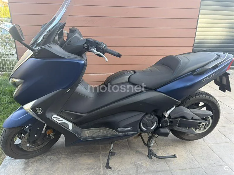 Yamaha TMAX 530 – Vista 4