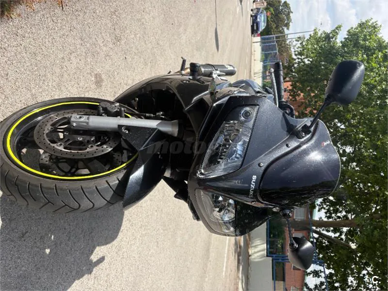 Suzuki SV 650 S – Vista 3