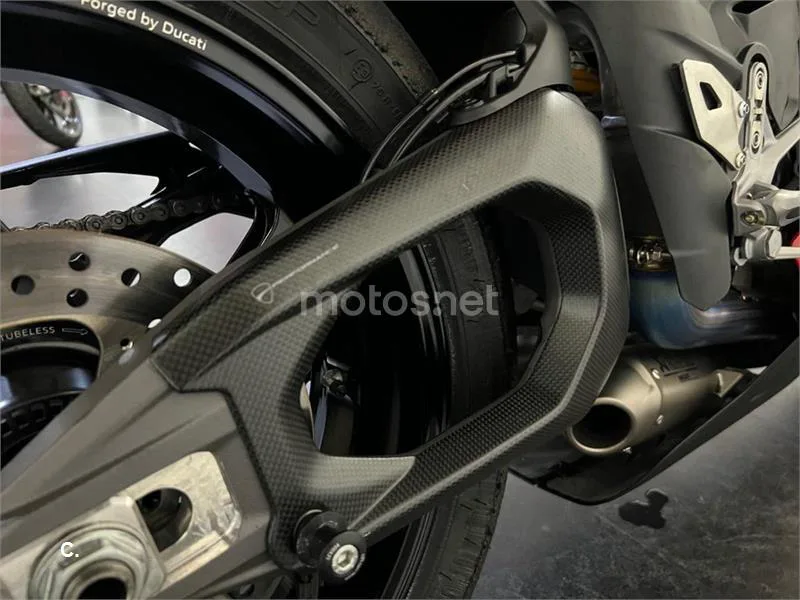Ducati Panigale V4 – Vista 8