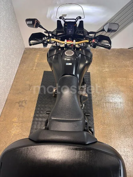 Honda CRF1000L Africa Twin - Vista 9