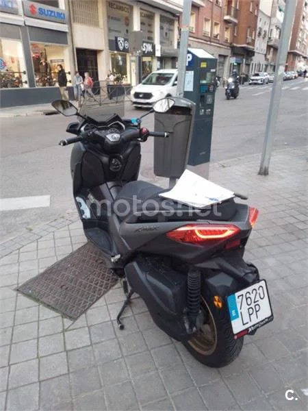 Yamaha XMAX 300 – Vista 9