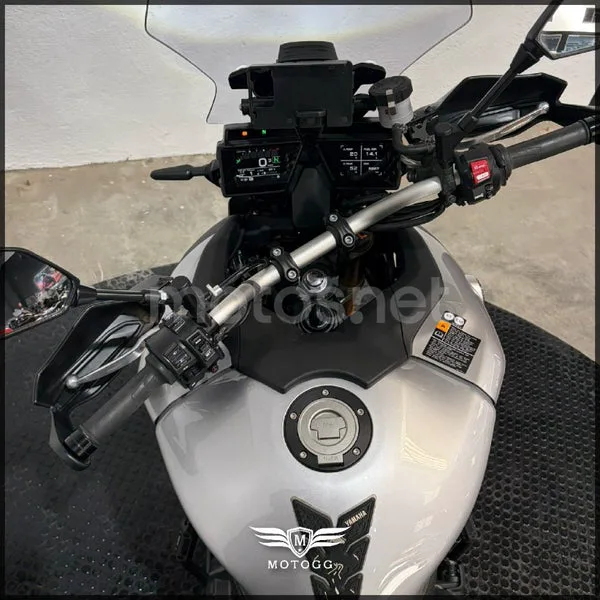 Yamaha Tracer 9 – Vista 8