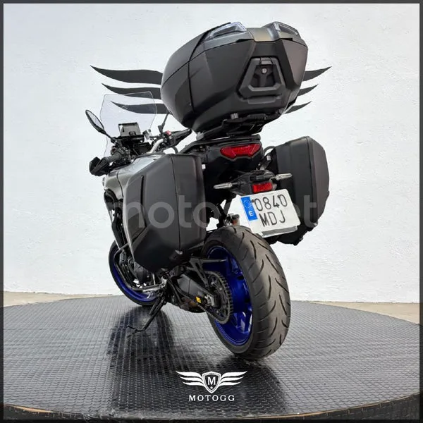 Yamaha Tracer 9 – Vista 10