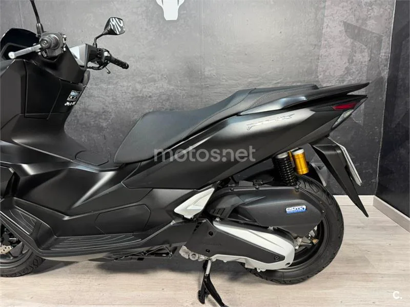 Honda PCX 125 – Vista 13