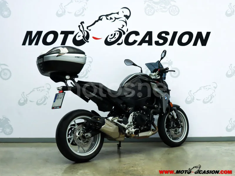 BMW F 900 R – Vista 3