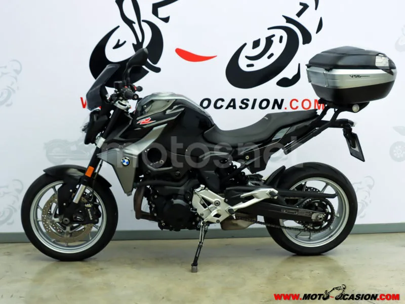 BMW F 900 R – Vista 7