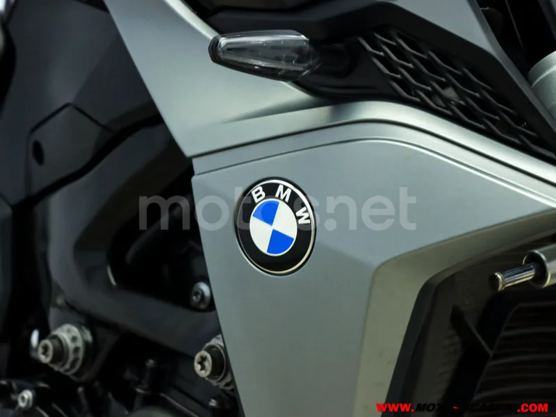 BMW F 900 R – Vista 9