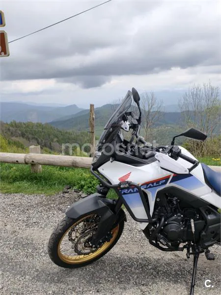 Honda XL 750 Transalp – Vista 3