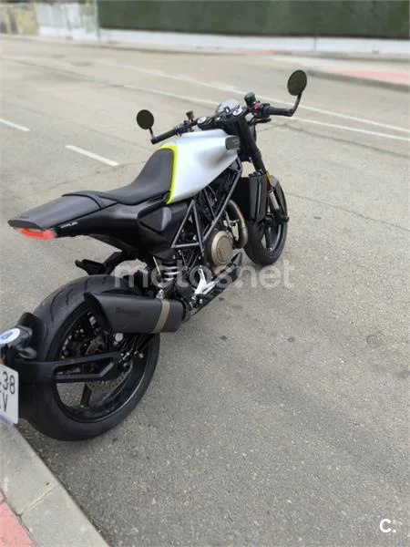 Husqvarna Vitpilen – Vista 4