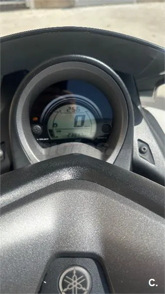 Yamaha NMAX – Vista 5