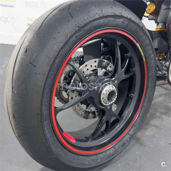 Ducati Streetfighter V4 – Vista 15