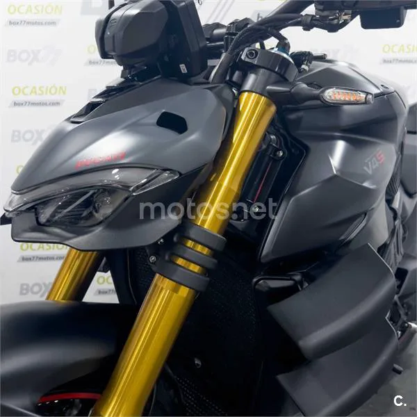 Ducati Streetfighter V4 – Vista 24