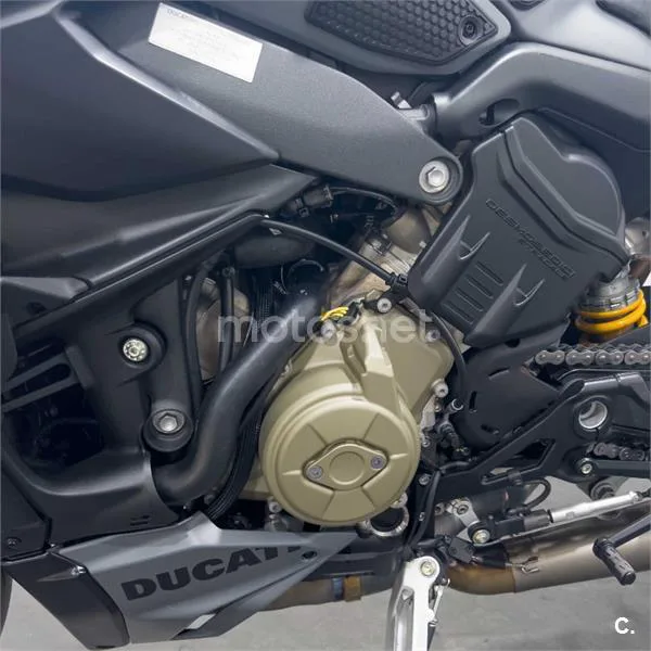 Ducati Streetfighter V4 – Vista 25