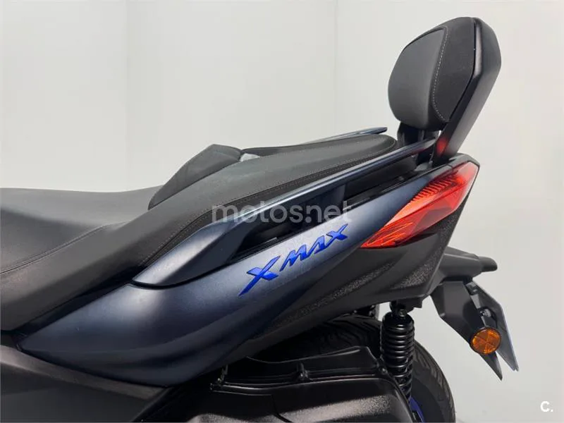 Yamaha XMAX 300 – Vista 21