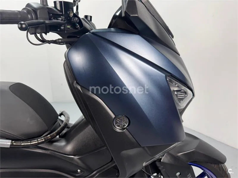 Yamaha XMAX 300 – Vista 4