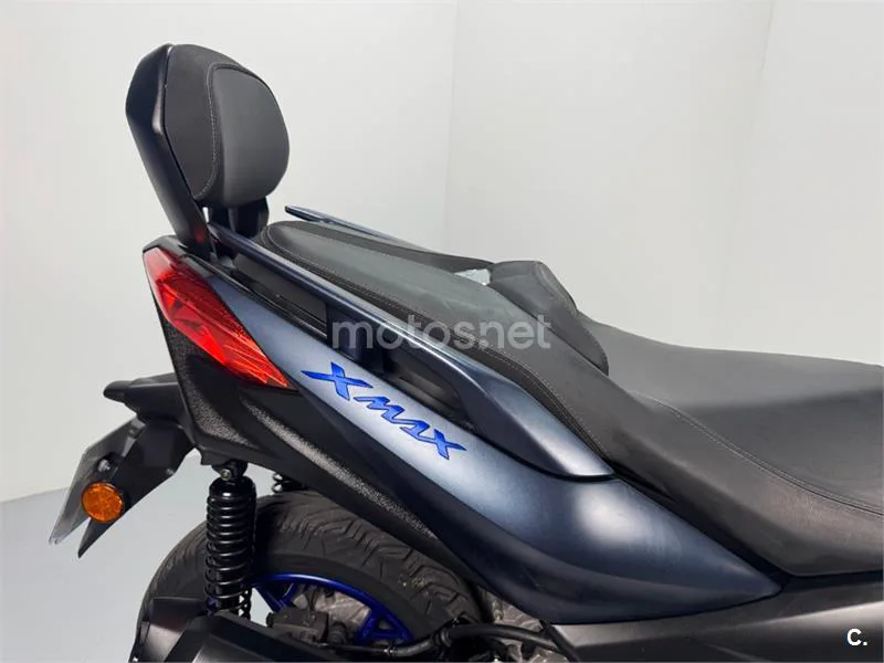 Yamaha XMAX 300 – Vista 8