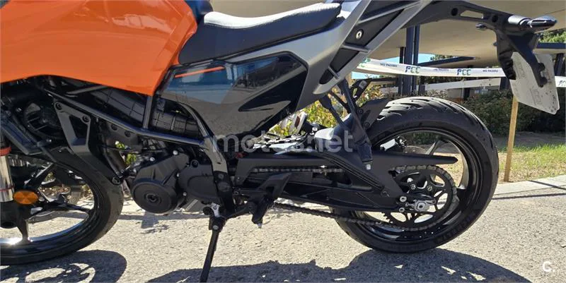 KTM 125 – Vista 5