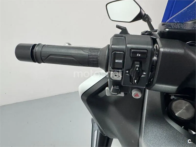 Honda Forza 750 – Vista 12