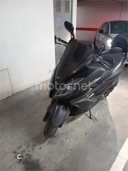 Kymco K-XCT 125i – Vista 2