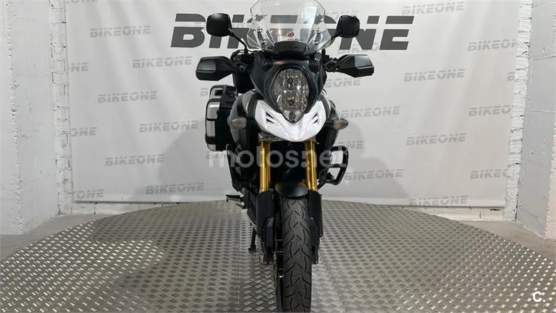 Suzuki V-Strom 1000 – Vista 5