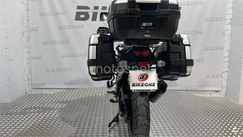 Suzuki V-Strom 1000 – Vista 7