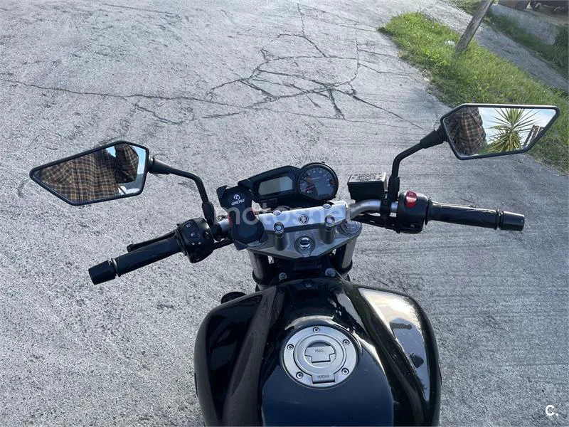 Yamaha FZ6 N S2 – Vista 4