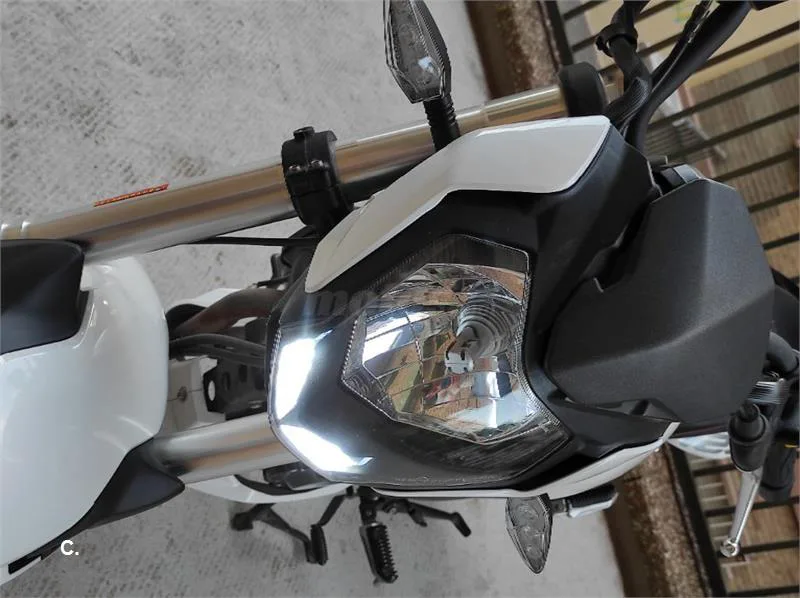 Keeway RKV 125 – Vista 5