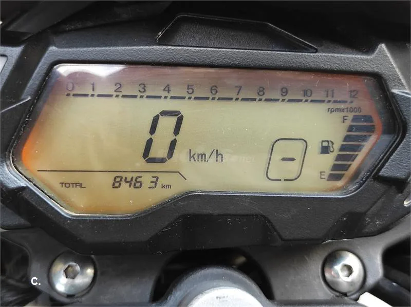 Keeway RKV 125 – Vista 8