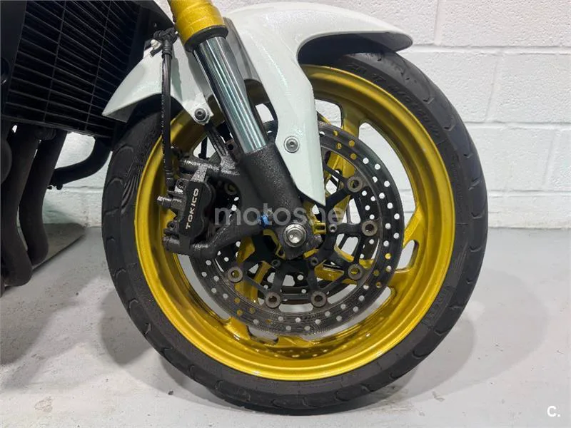 Honda CB 1000R – Vista 12