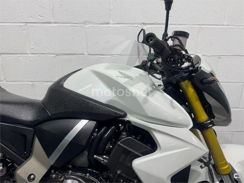 Honda CB 1000R – Vista 14