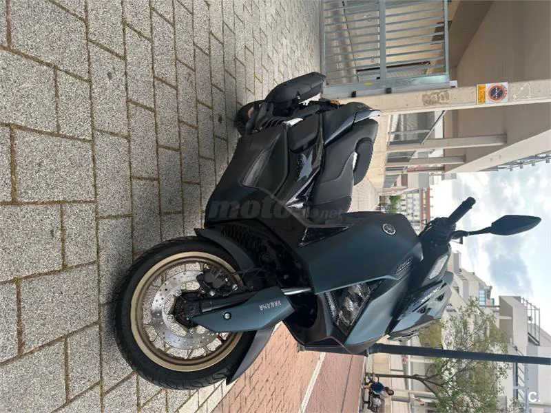 Yamaha XMAX 125 – Vista 19