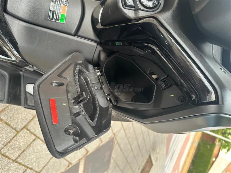 Yamaha XMAX 125 – Vista 9