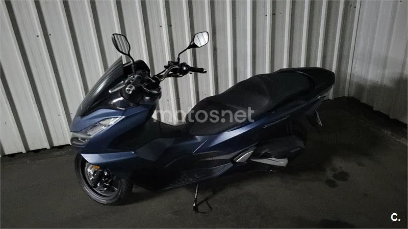 Honda PCX 125 – Vista 2