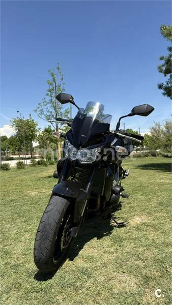 Kawasaki Z750 – Vista 4