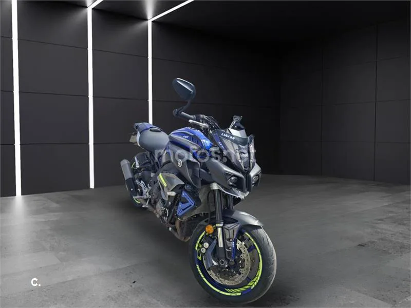 Yamaha MT-10 – Vista 3