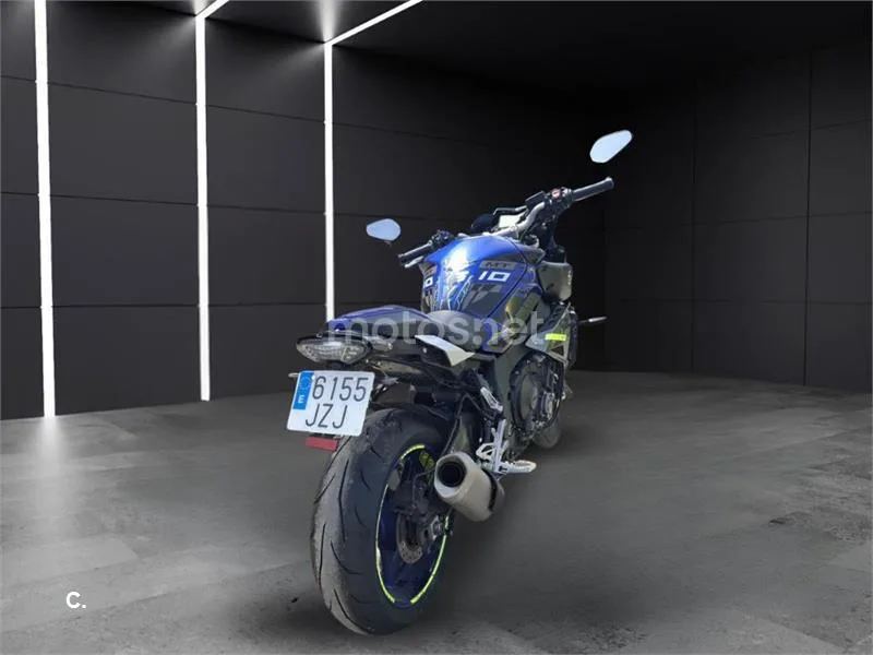 Yamaha MT-10 – Vista 5