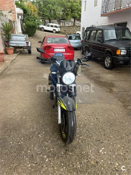 Suzuki Bandit 650 – Vista 5