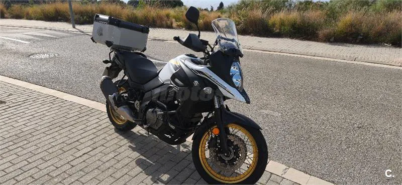 Suzuki V-Strom 650 – Vista 3