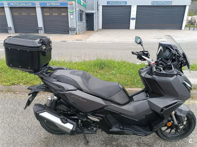 Honda ADV 350 – Vista 5
