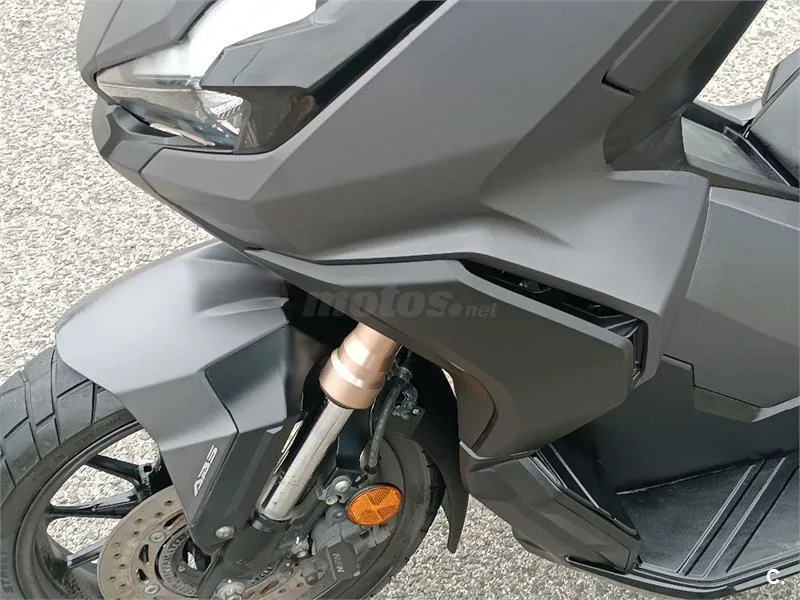 Honda ADV 350 – Vista 8