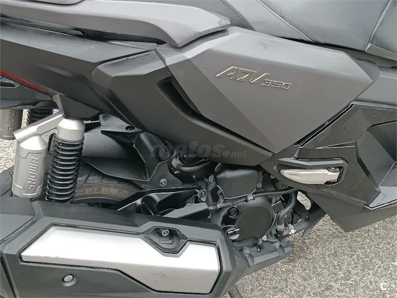 Honda ADV 350 – Vista 9