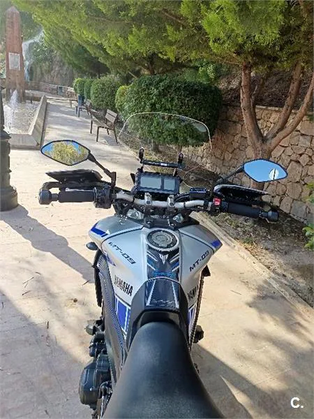 Yamaha MT-09 Tracer – Vista 5